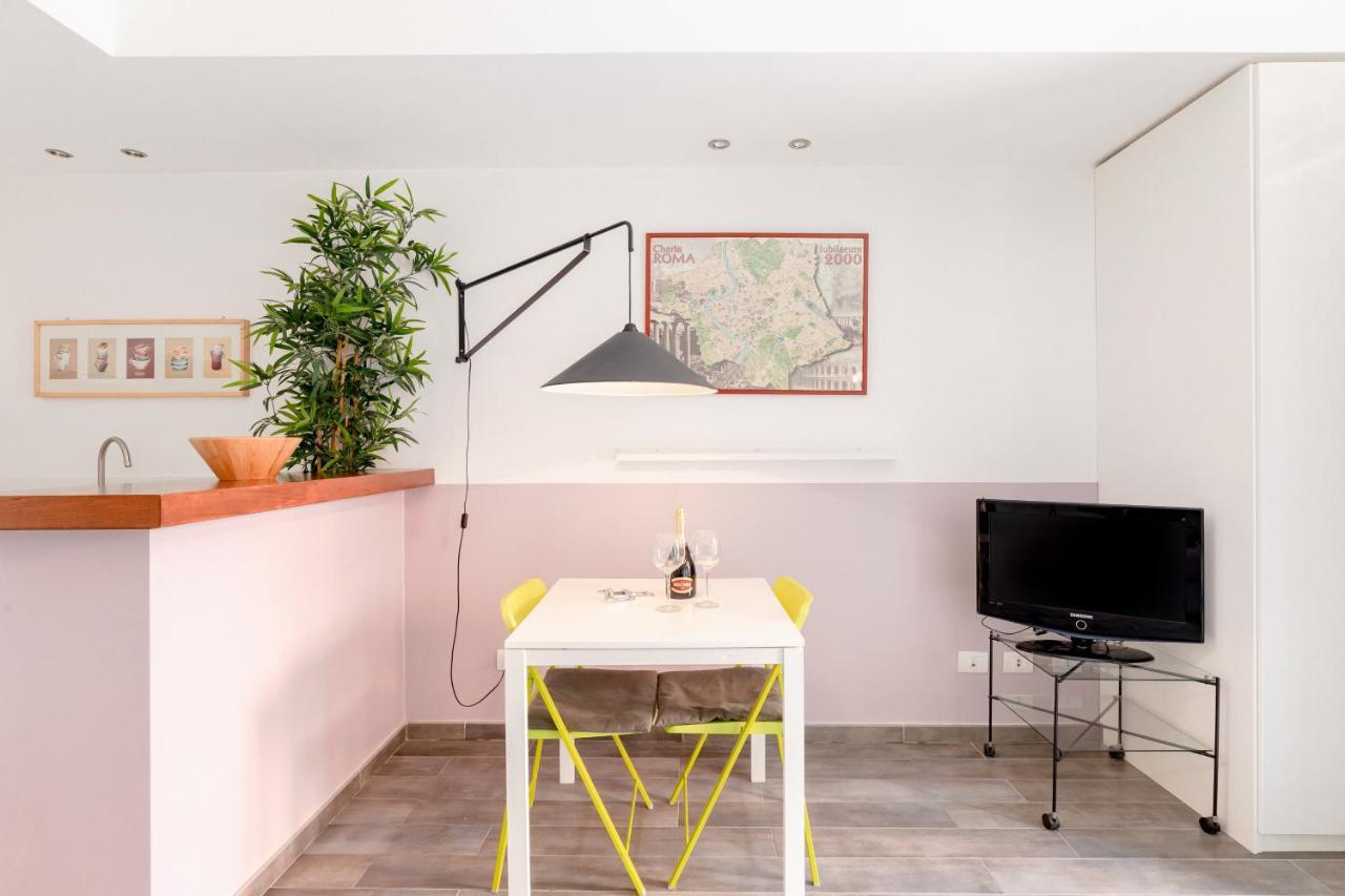 Rhome Accomodation Rome Bagian luar foto